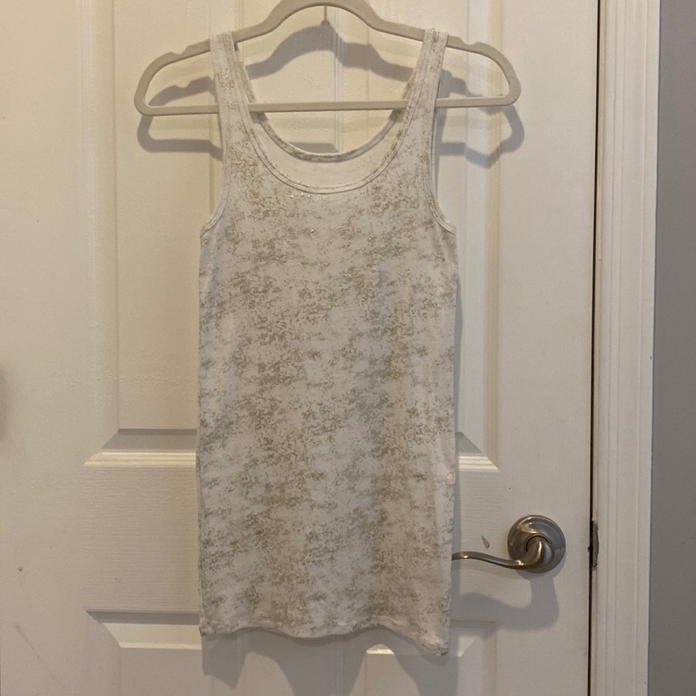 A New Day Size M tank